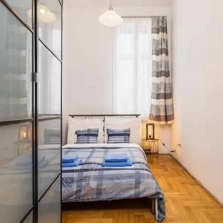 Venus - Gozsdu Court Iii Budapest