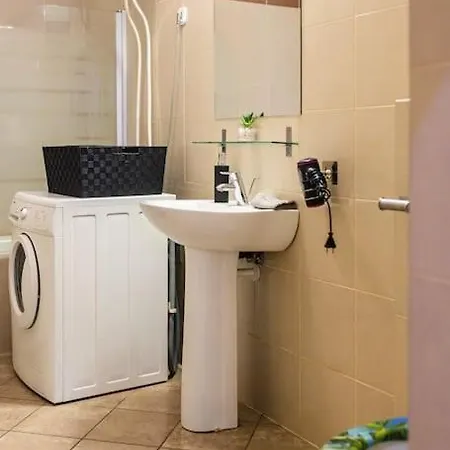 Venus - Gozsdu Court Iii Appartamento