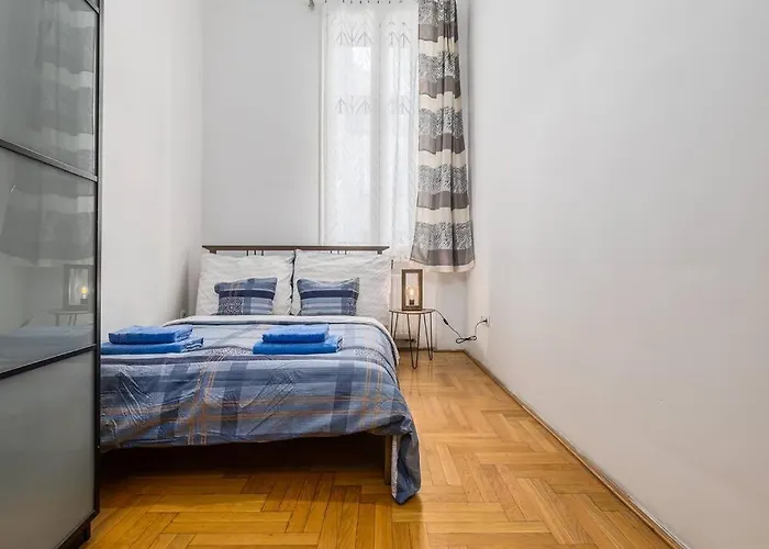Venus - Gozsdu Court Iii * Budapest
