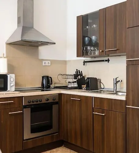 Venus - Gozsdu Court Iii * Budapest